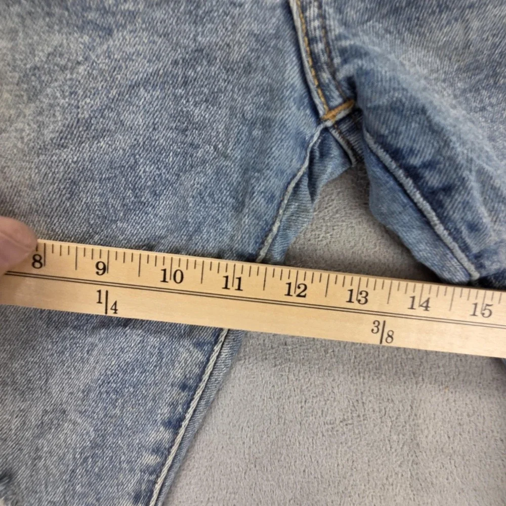Levis 10245 important